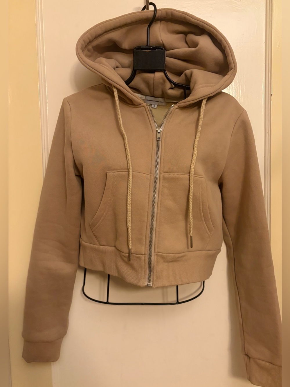 Strawberry Milk Mob Cropped Hoodie Jacket in Beige